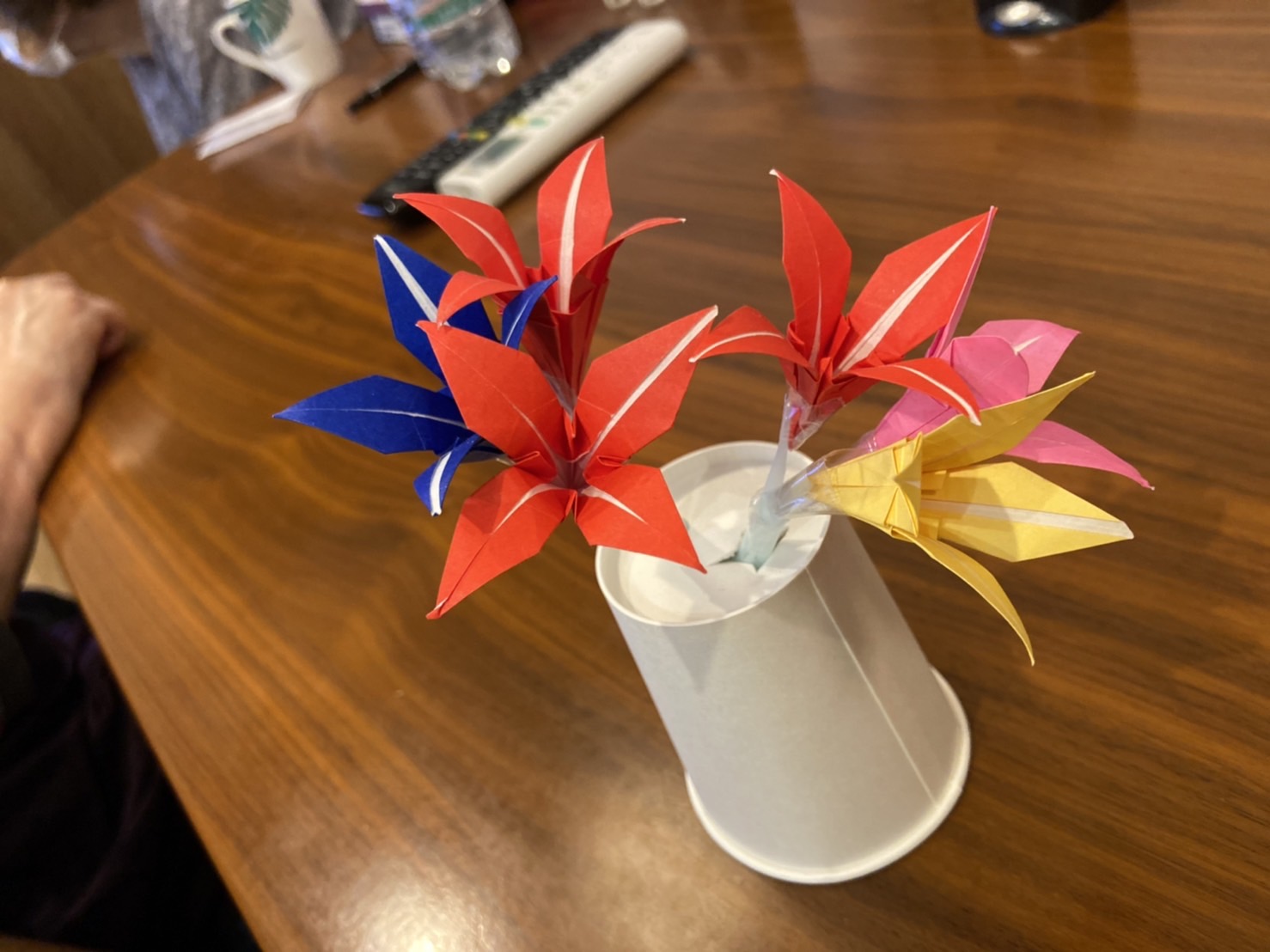 折り紙で作った花